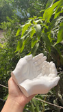 جا شمعی و یا جا جواهری ،دست پرستش